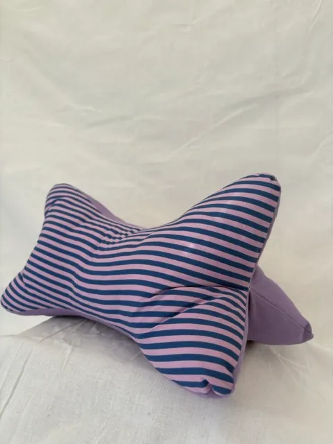 Coussin "Confort de lecture" - Ligné mauve | Pivoine et Coton